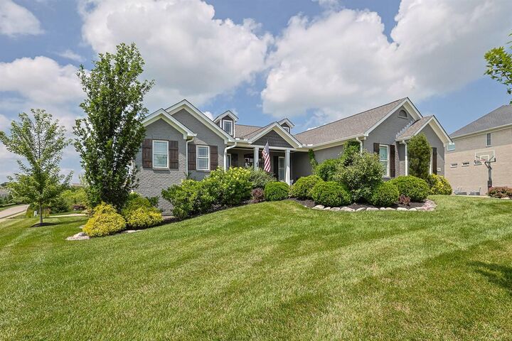 Property Photo:  914 Man O War Boulevard  KY 41091 