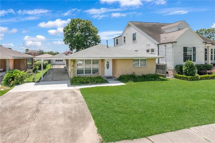 Property Photo:  4704 Lake Louise Avenue  LA 70006 