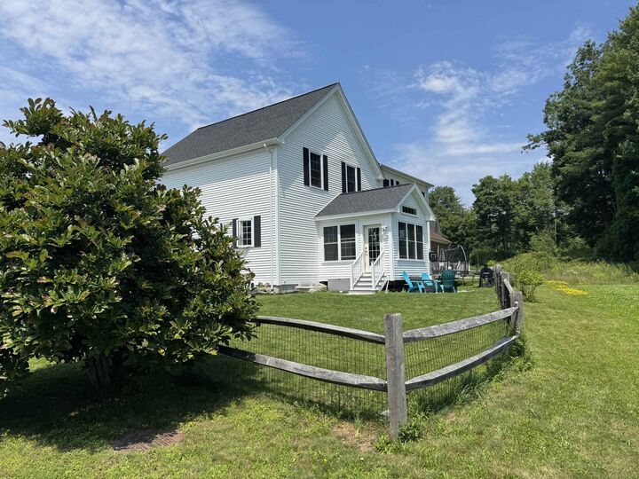 Property Photo:  2 White Birch Lane  NH 03784 