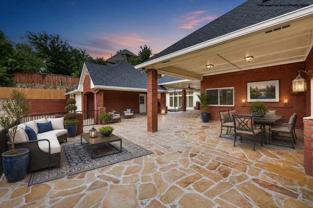 Property Photo: 5811 Scenic Bay Court TX 76013