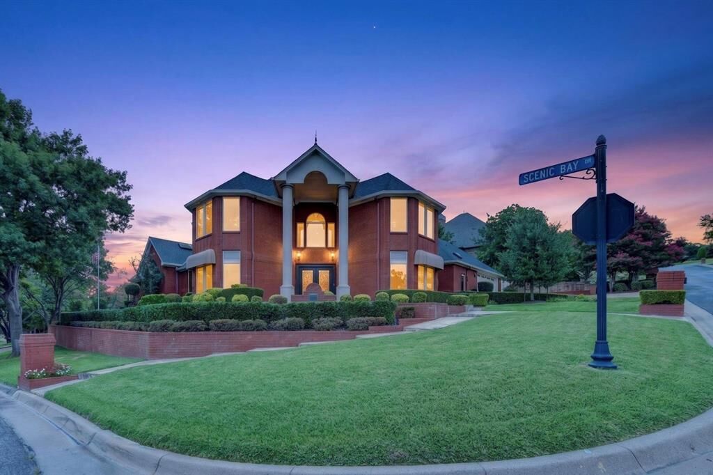Property Photo:  5811 Scenic Bay Court  TX 76013 
