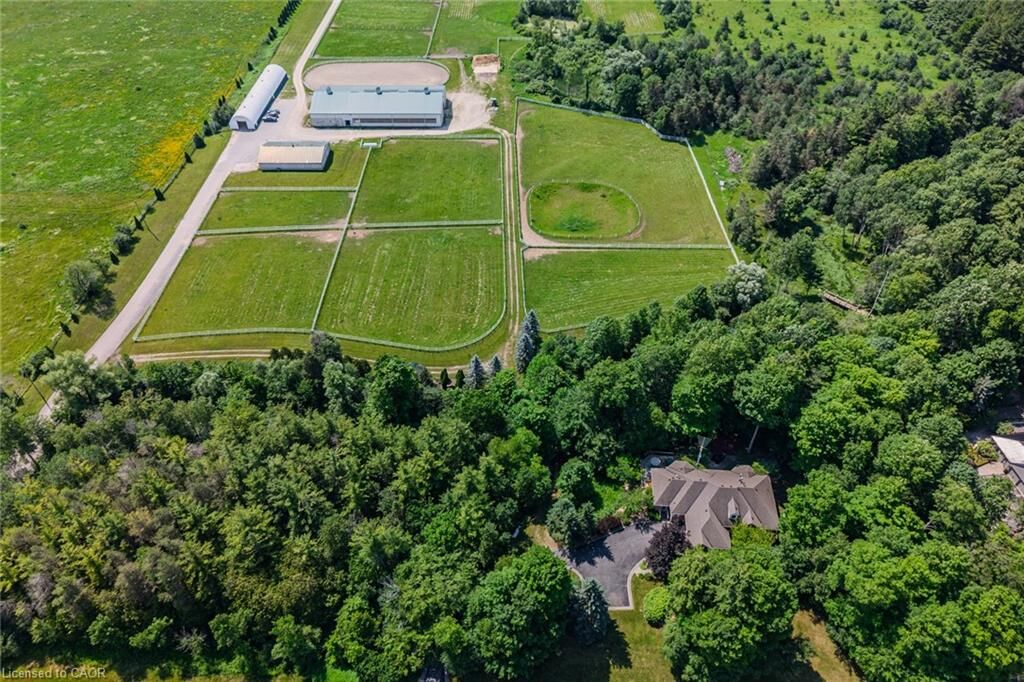 Property Photo: 6711 Wellington Rd 34 ON N3C 2V4