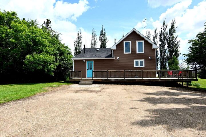 Property Photo:  Range Road 235 433062  AB T4J 1R1 