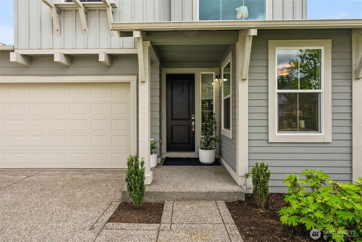 Property Photo:  2336 NE Winlock Way  WA 98370 