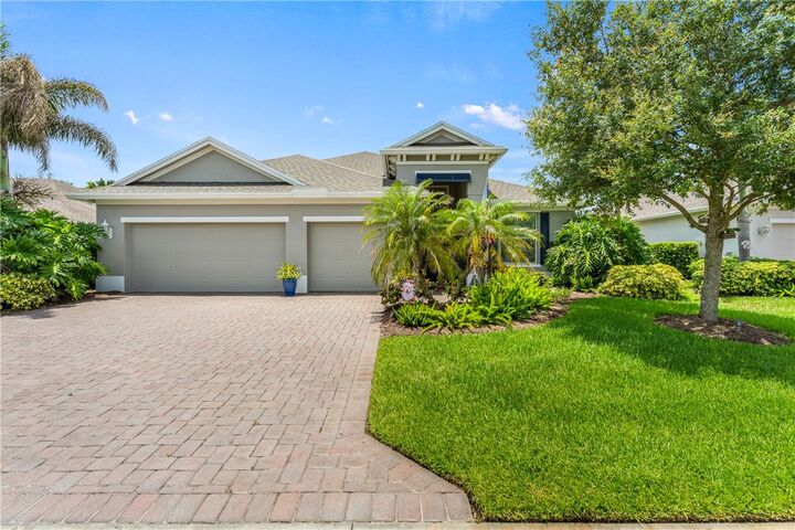 Property Photo:  1573 Segovia Circle  FL 32966 