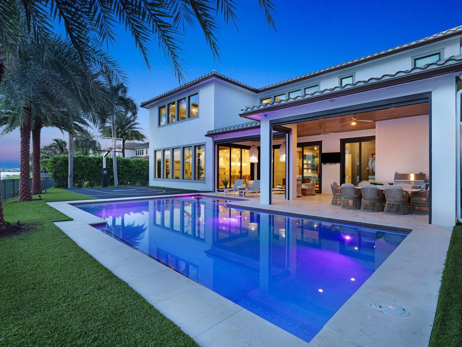 Property Photo: 8785 Parkland Bay Drive FL 33076