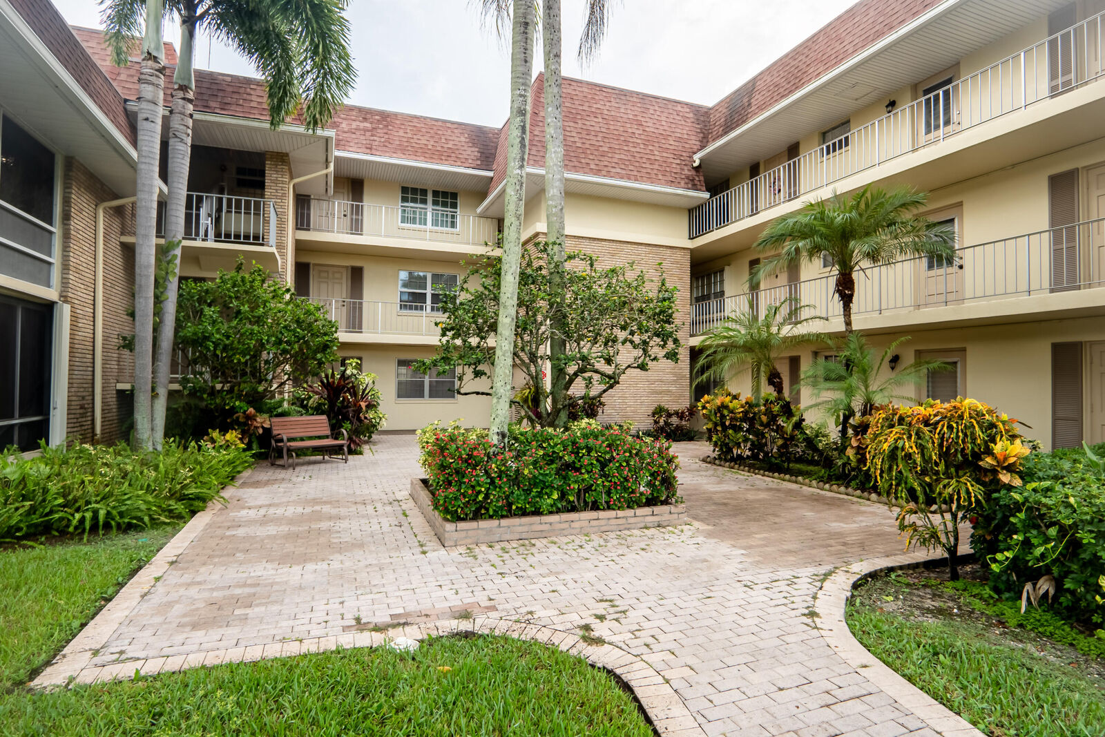 Property Photo:  5570 Tamberlane Circle 130  FL 33418 
