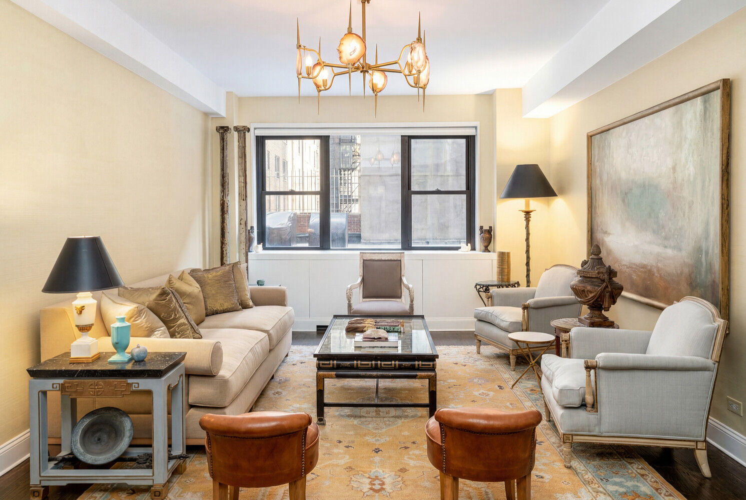 Property Photo: 165 E 72nd Street 2M NY 10021