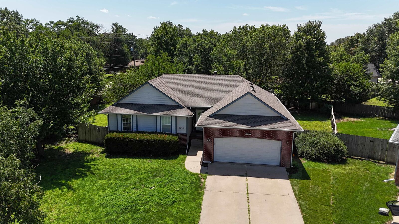 Property Photo:  10413 W University Ct  KS 67209 