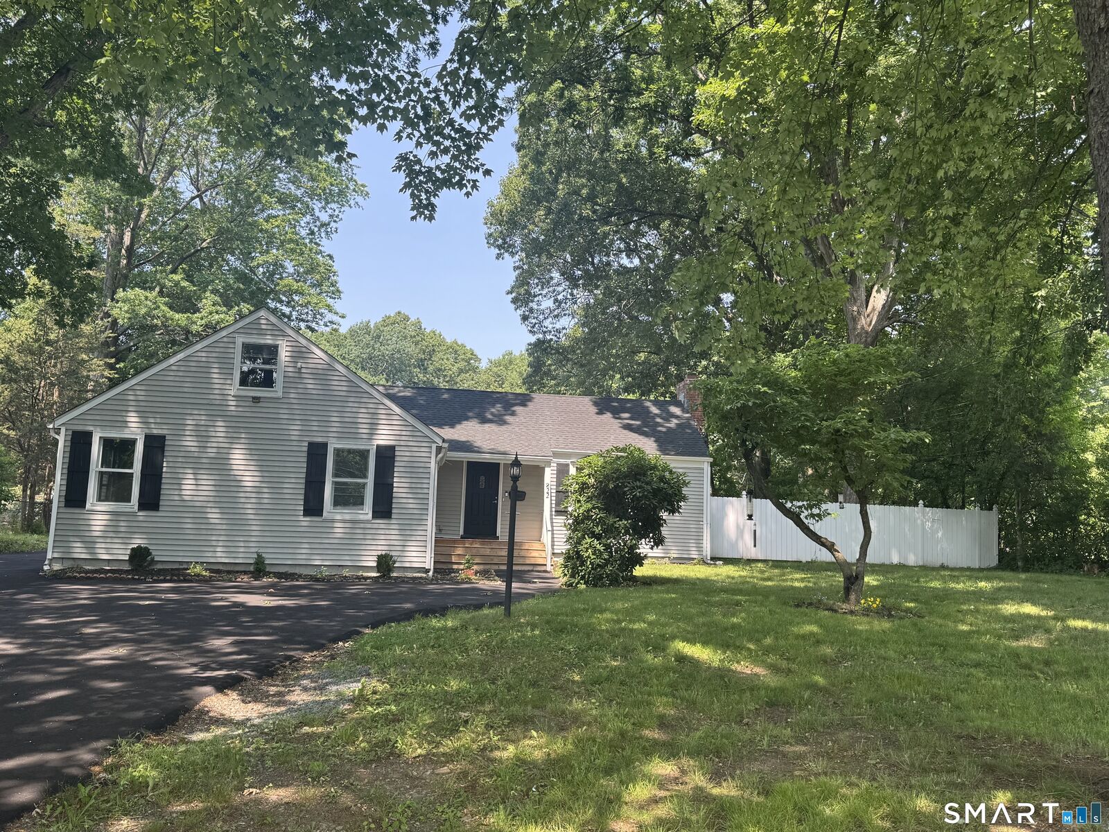 Property Photo: 822 Slater Road CT 06053