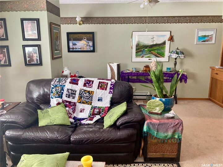 Property Photo:  1187 Ashley Drive 1  SK S9H 1N4 