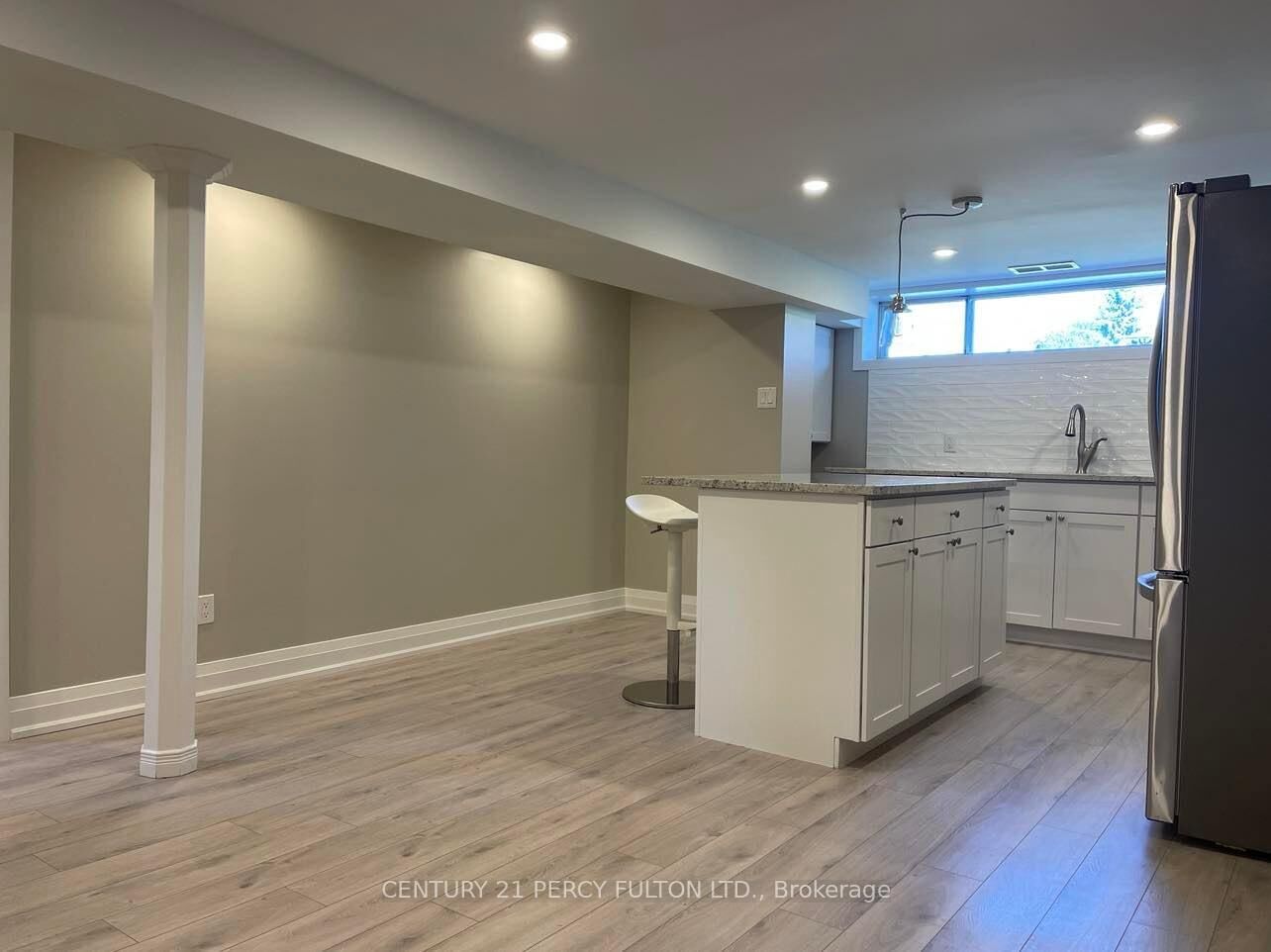 Property Photo:  771 Krosno Boulevard Bsmt  ON L1W 1G5 