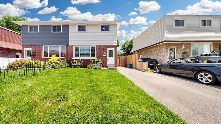Property Photo: 293 Kinmount Crescent ON L1J 3T8