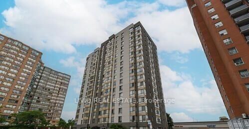 Property Photo:  2470 Eglinton Avenue W 706  ON M6M 5E7 