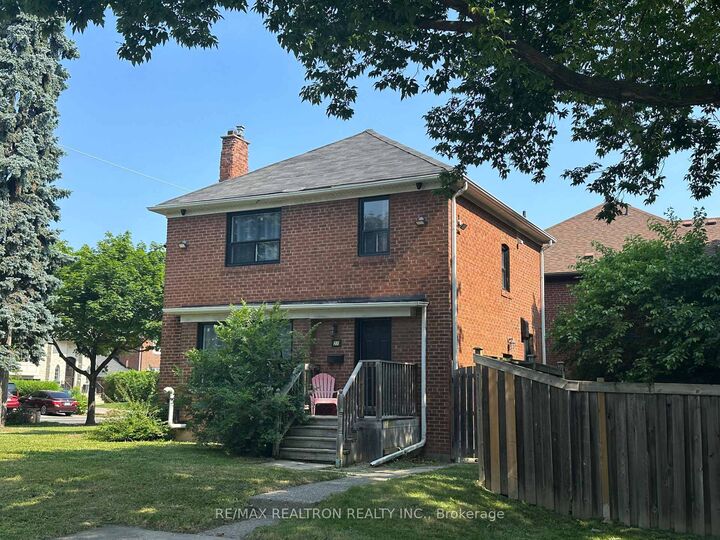 27 Westgate Boulevard — photo 1