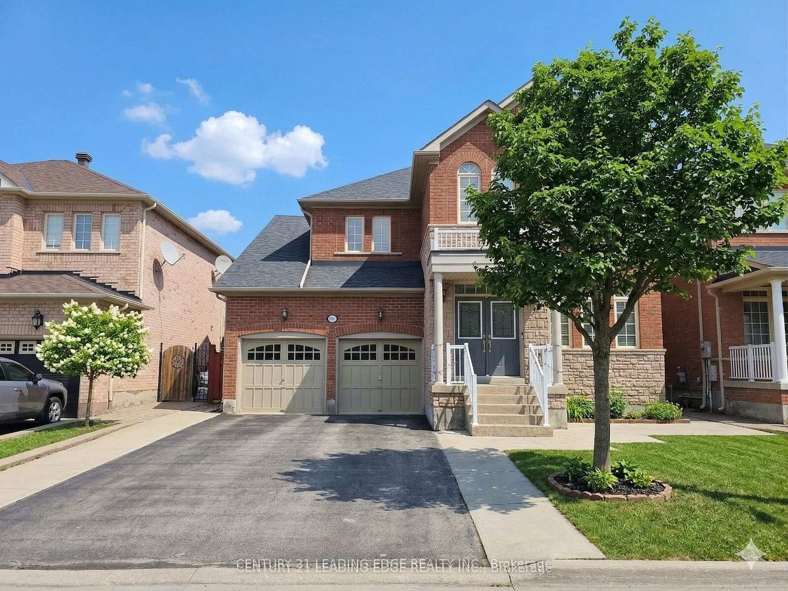 Property Photo: 51 Braden Way ON L4H 2W6