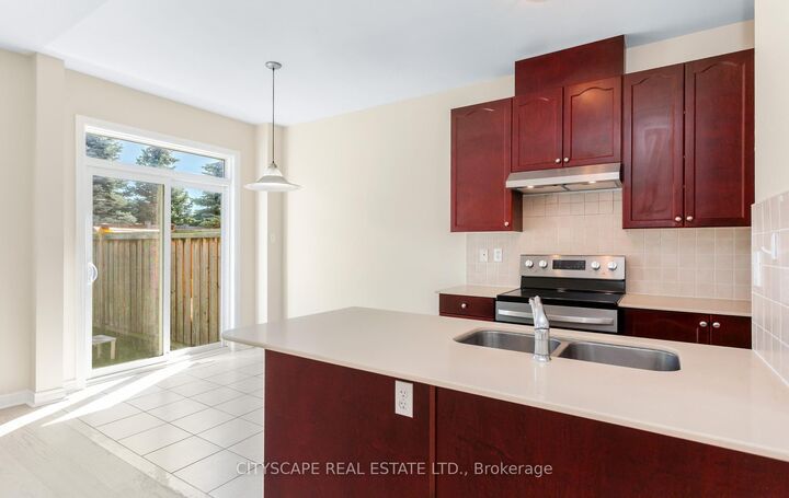 4704 Centretown Way — photo 1