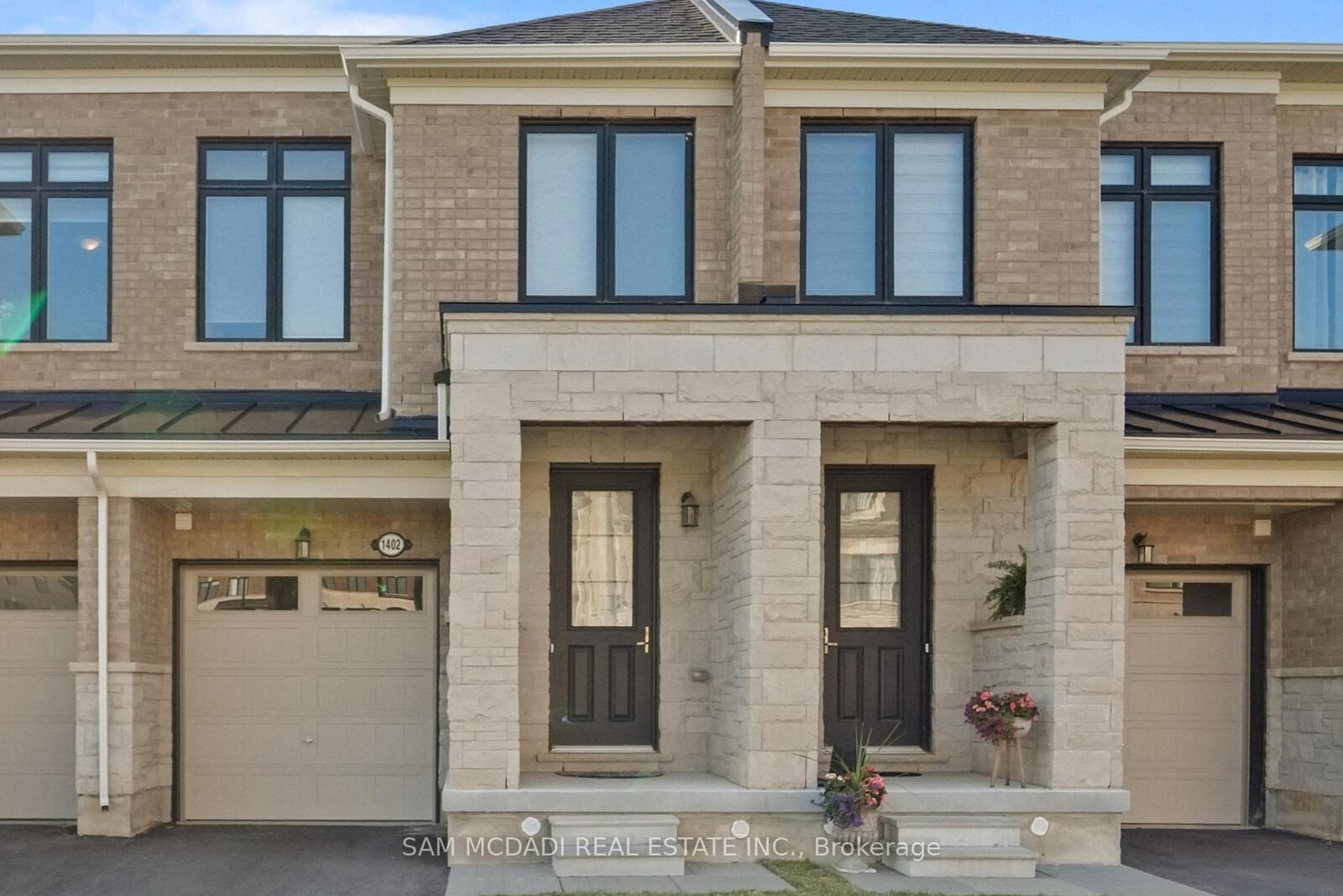 Property Photo: 1402 Almonte Drive ON L7P 0V8