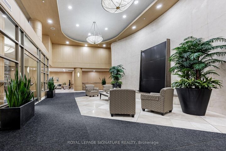 Property Photo: 123 Eglinton Avenue E 813 ON M4P 1J2