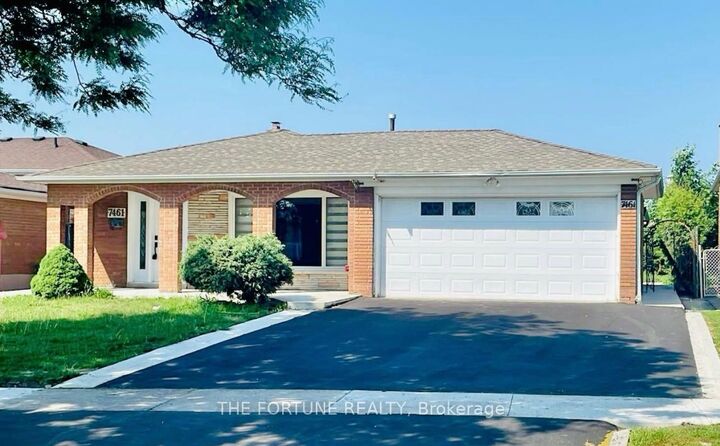 Property Photo: 7461 Netherwood Road ON L4T 2N7