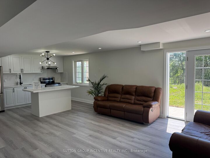 Property Photo:  973- Walk Out Unit B Green Street B  ON L0L 1W0 