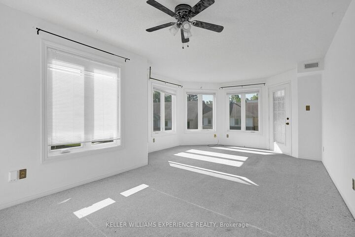 492 Laclie Street 204 — photo 1