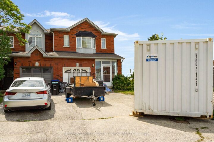 Property Photo:  46 Henderson Crescent  ON L9R 1Y4 