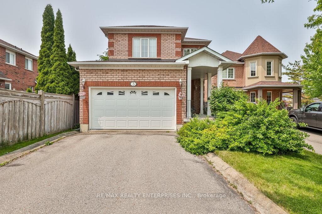 Property Photo: 3 Jack Kenny Court ON L7E 2M5