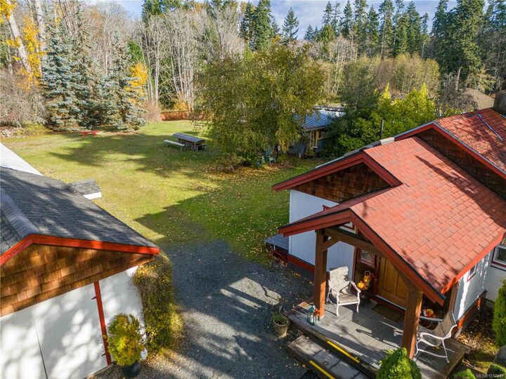 681 Turner Rd — photo 1
