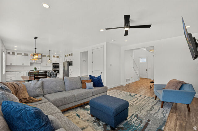 Property Photo: 6536 W Muirfield Rd UT 84003