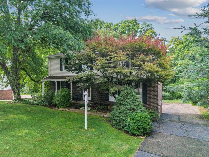 Property Photo:  2104 Berkshire Drive  PA 15146 