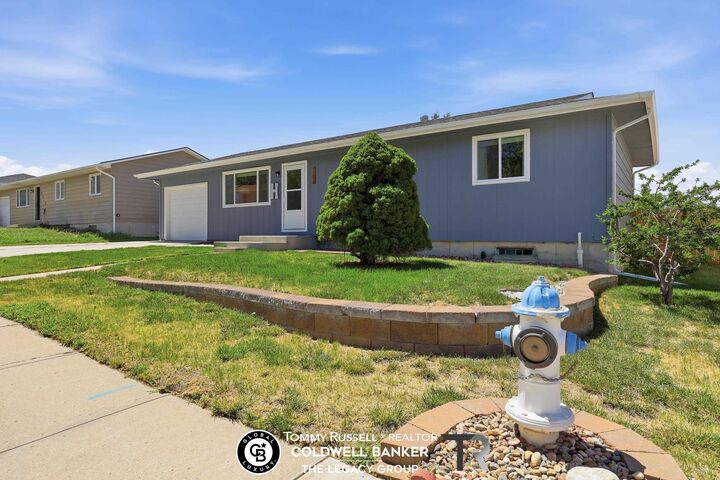 Property Photo: 2202 Thorndike WY 82601