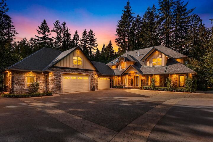 Property Photo: 23669 128 Crescent BC V4R 1P5