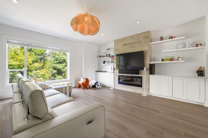 Property Photo: 2277 Oak Meadows Drive 228 BC V3Z 0W6