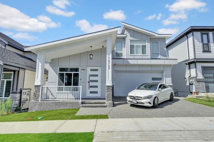 14745 62 Avenue — photo 1