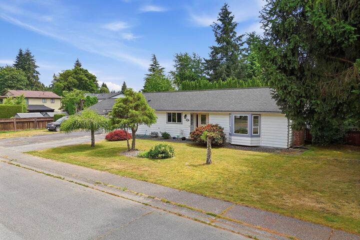 Property Photo:  19660 35A Avenue  BC V3A 7C9 