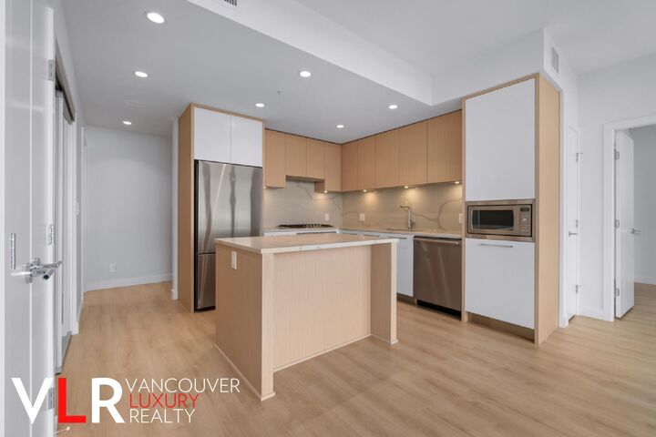 Property Photo:  567 Clarke Road 3807  BC V3J 3X4 