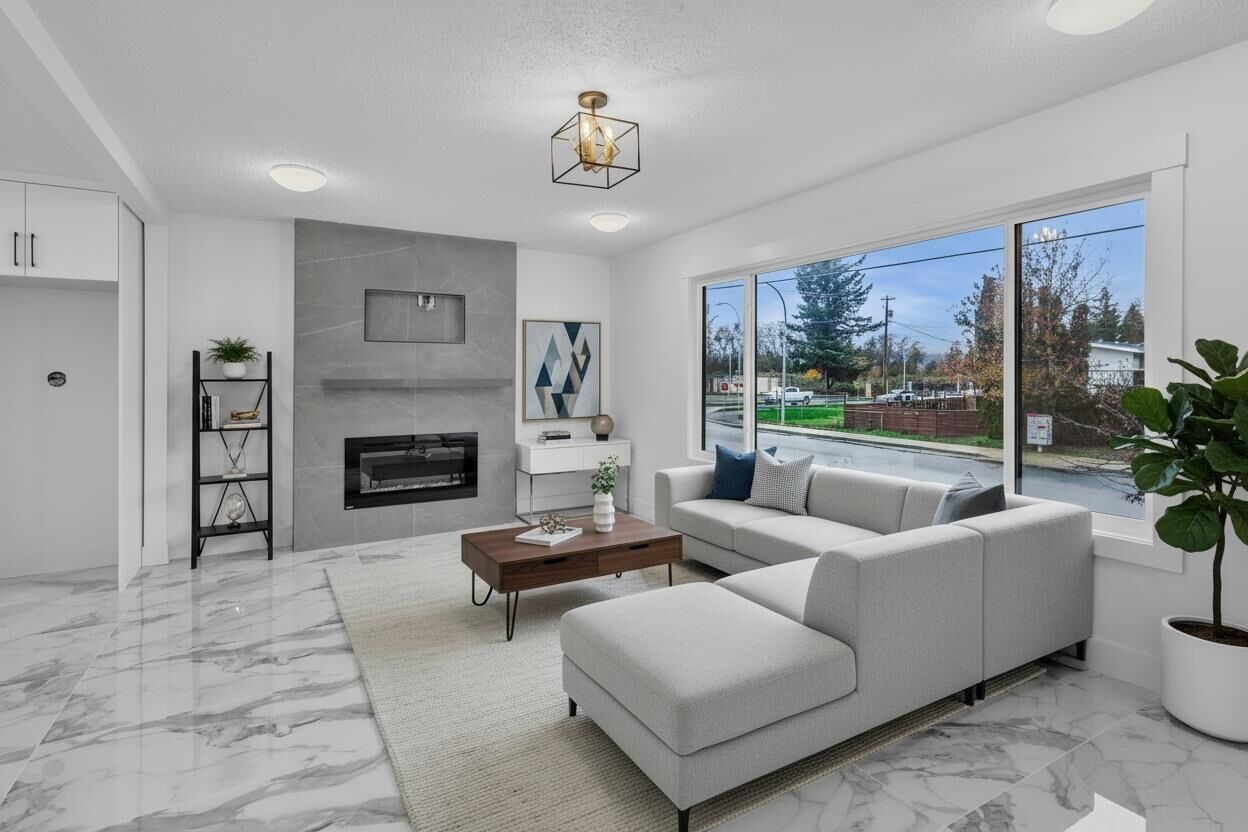 Photo de la propriété:  45122 Balmoral Avenue  BC V2R 3G8 