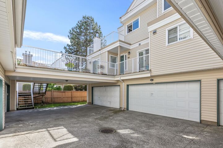 Property Photo: 10077 156 Street 158 BC V3R 4L6