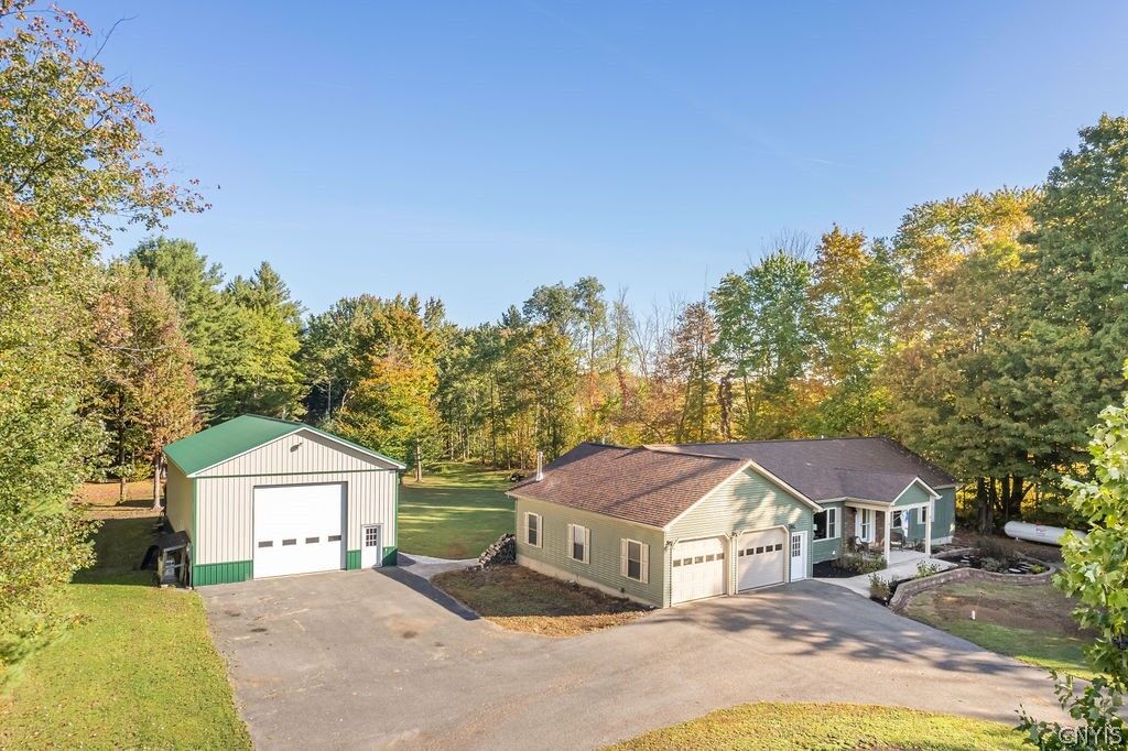 Property Photo:  174 Pople Ridge Road  NY 13114 