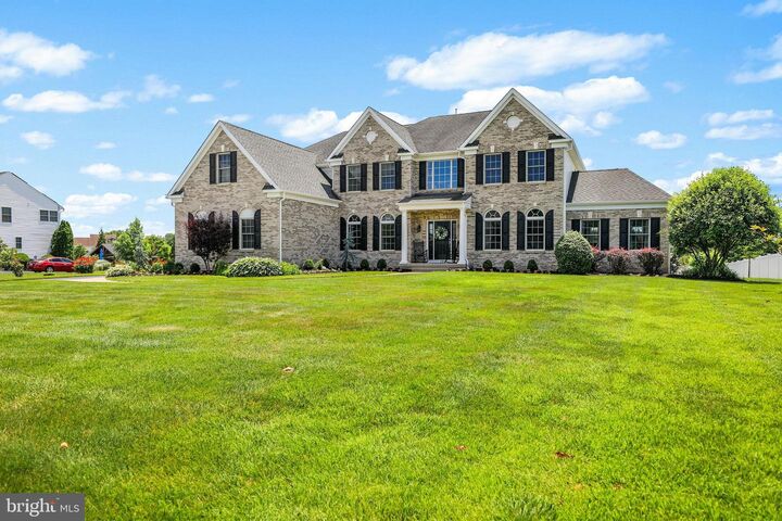 Property Photo:  104 Tuscan Lane  NJ 08062 