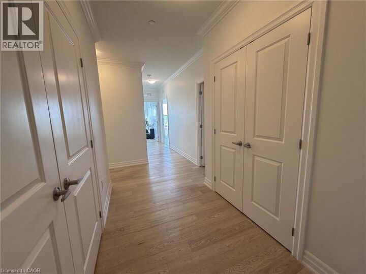 Property Photo:  1880 Gordon Street 807  ON N1L 0P5 