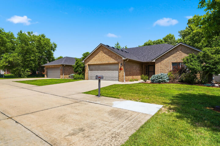 Property Photo:  3504 Canyon Ridge Dr  MO 65202 
