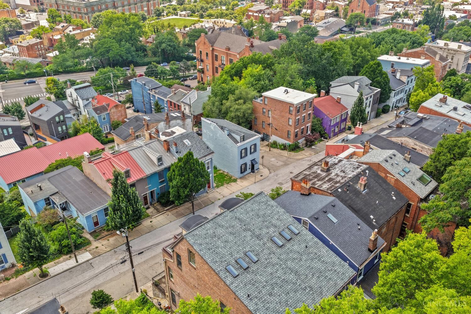 Property Photo: 435 Milton Street OH 45202