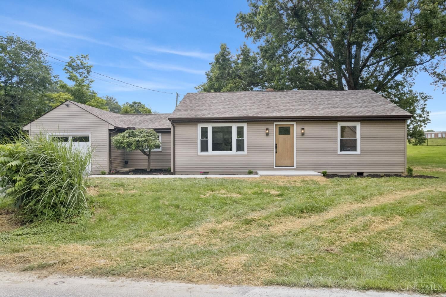 Property Photo:  102 Chapel Road  OH 45102 