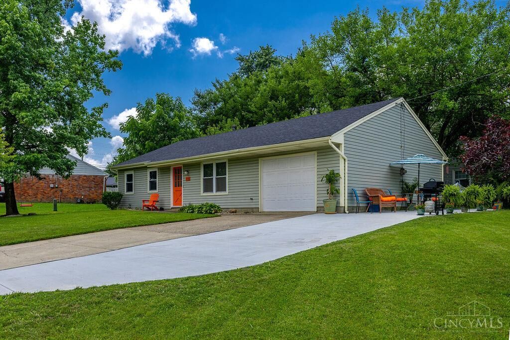 Property Photo:  110 Melanee Lane  OH 45056 
