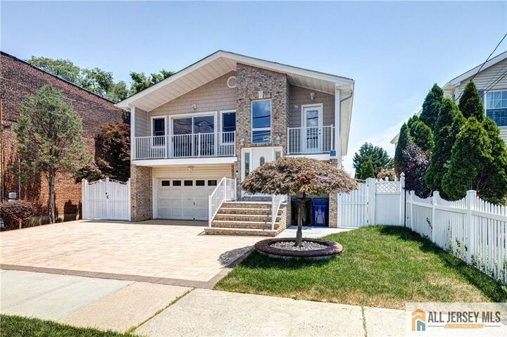 Property Photo:  278 Rector Street  NJ 08861 