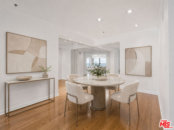 Property Photo: 10724 Wilshire Blvd CA 90024