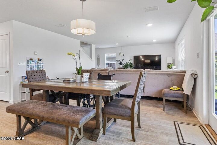 Property Photo: 182 Osprey Lake Road FL 32404