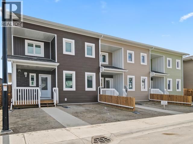 Property Photo:  61 Wyvern Avenue  YT Y1A 0T6 